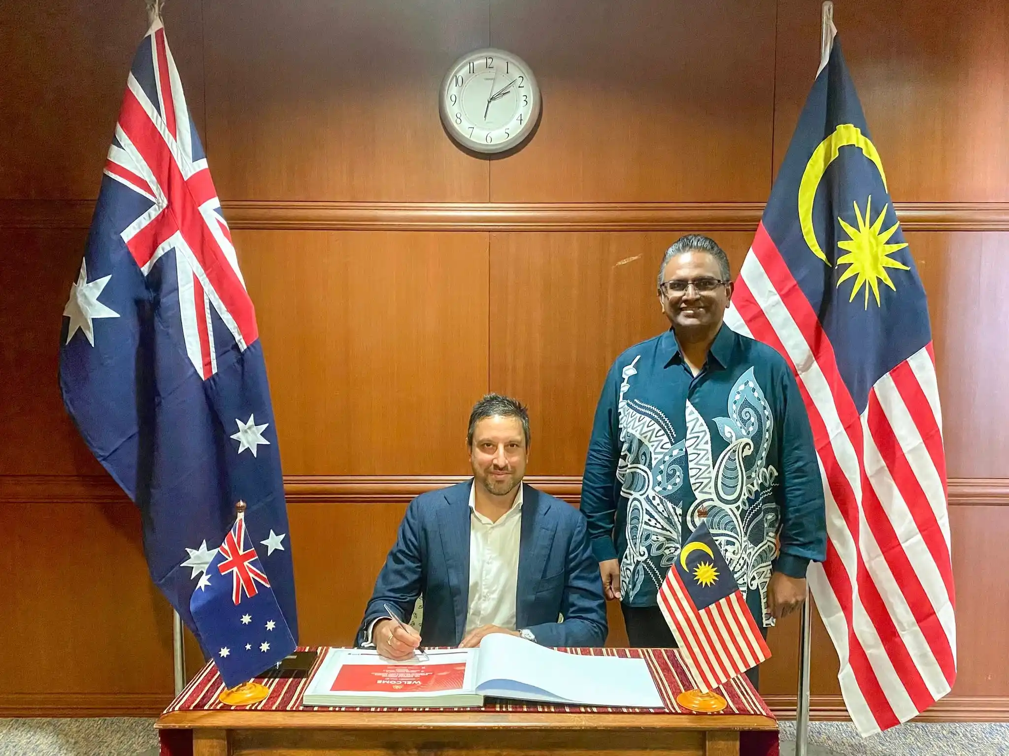Kunjungan Hormat daripada Duta Besar Australia     