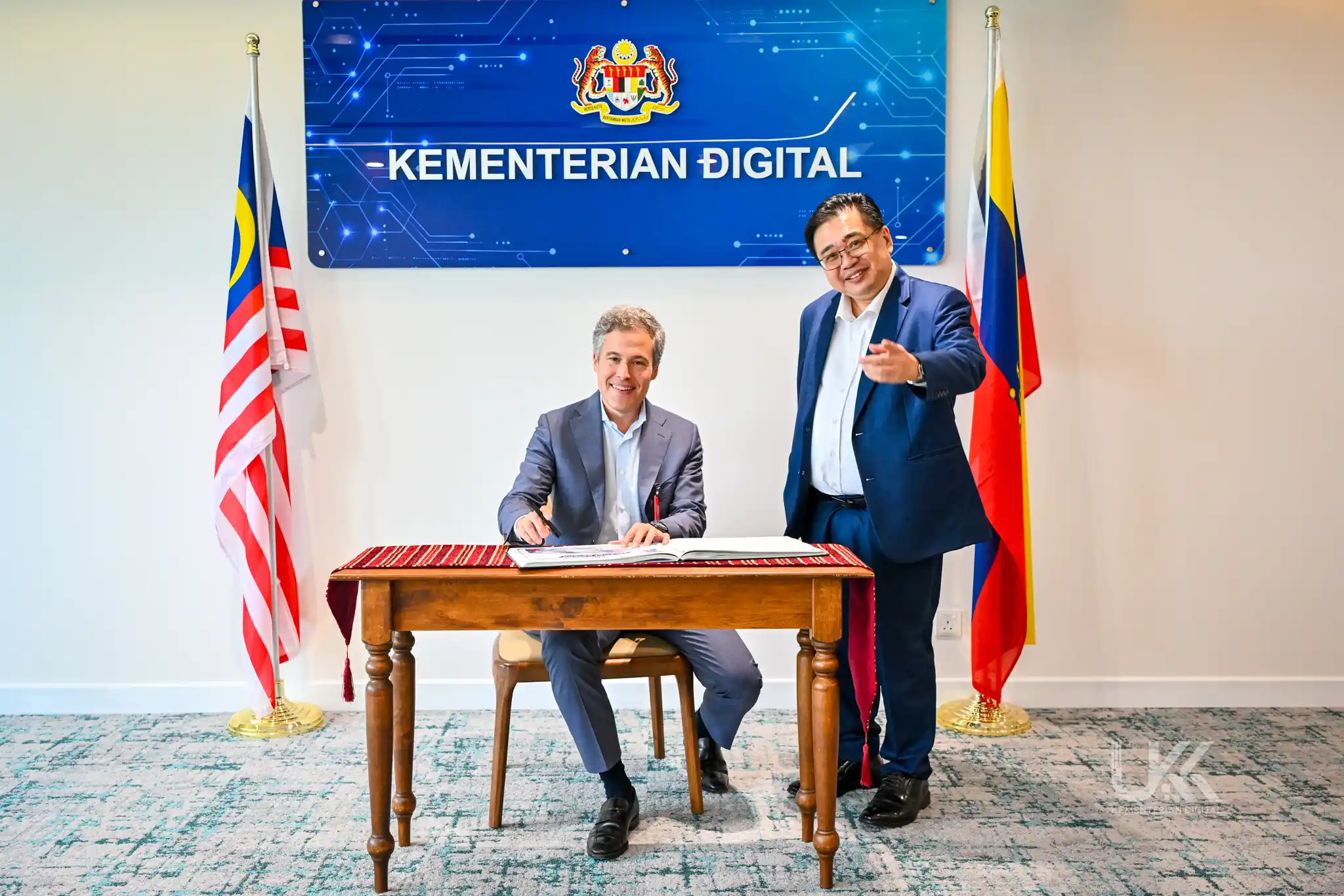 Kunjungan Hormat OpenA