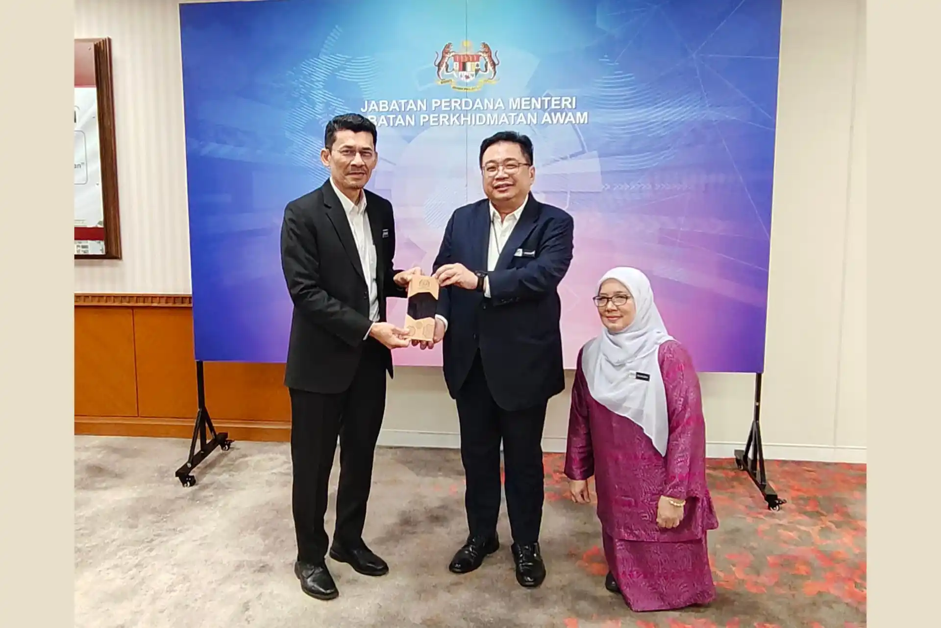 Kunjungan Hormat KSU KD ke atas TKPPA (Pembangunan)  